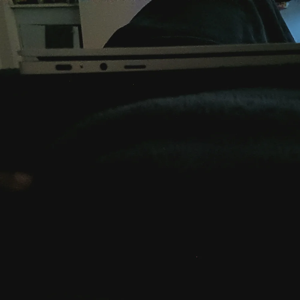 Samsung Gray Laptop with Advanced Features